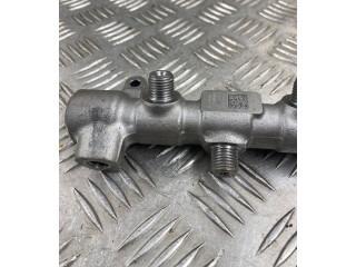 Vstřikovací lišta 059130090EB Audi A8 S8 D5