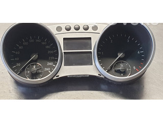 Панель приборов A2514405847, A2C53337595   Mercedes-Benz R W251       