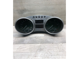 Přístrojová deska Mercedes-Benz R W251 2006 A2515402648