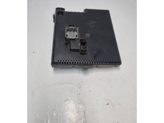 Блок предохранителей 8676391, 12217799 Volvo S60