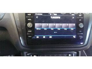 Дисплей    5G6919605B, 5NN919605B   Volkswagen Tiguan