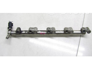 Топливная рампа BB5E9F797BC Volvo S60