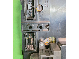 Блок управления климат-контролем 8682734, 04W16E02   Volvo XC90