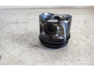  Поршень    Nissan X-Trail T30  