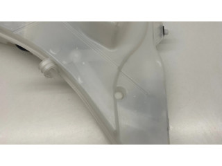 Бачок оконной жидкости