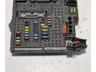 Блок предохранителей 8676391, 12217799   Volvo XC90    