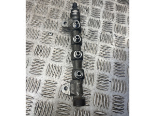 Топливная рампа 0445214192 Lancia Delta III для двигателя 198A2000