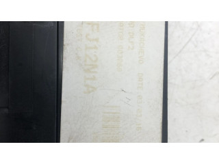 Блок предохранителей 55FJ12N1A   Ford Focus    