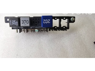 Блок предохранителей 8L0941822A, 8A0951253 Audi A6 S6 C5 4B