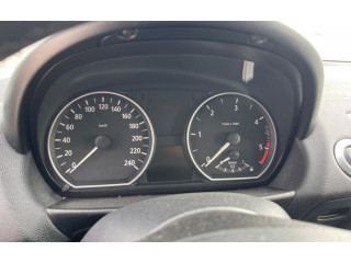 Přístrojová deska BMW 1 E81 E87 2004