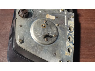 Přístrojová deska Mercedes-Benz 200 300 W123 1980 87001050