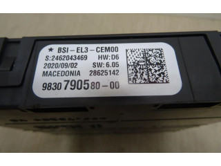 Pojistková skříňka Peugeot Expert 2020