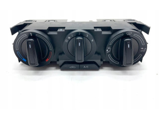 Блок управления климат-контролем    Skoda Fabia Mk3 (NJ)