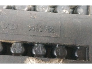 Блок предохранителей 9168986   Volvo S80    