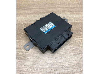 Рулевая рейка Блок управления ABS MR252986, X2T31671 Mitsubishi Colt 1992 - 1996 года