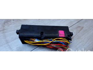   Pojistková skříňka 63593576   Skoda Roomster (5J) 2008