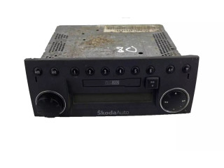 Радио/ проигрыватель CD/DVD / навигация 6Y0035152A Skoda Fabia Mk1 (6Y)