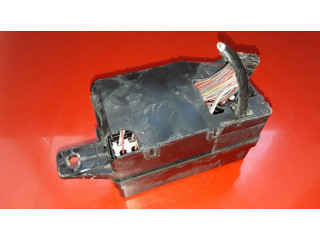 Блок предохранителей MR409811 Mitsubishi Pajero Sport I