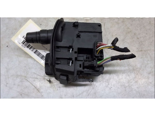 Ручка стеклоочистителей 8201590631   Renault Clio III