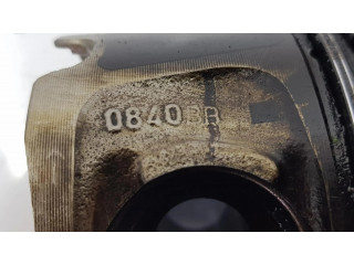 Píst 11257810825, 7810825 BMW 1 E81 E87 pro naftový motor 2.0