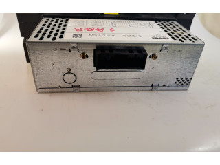 Радио/ проигрыватель CD/DVD / навигация