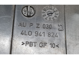 Блок предохранителей 4L0941824 Audi A1