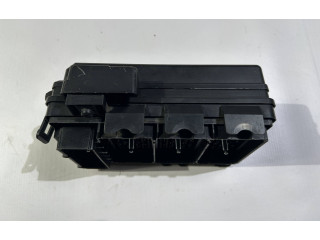 Pojistková skříňka 15940756 Chevrolet Corvette C6 2008