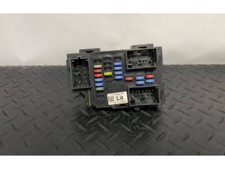 Блок предохранителей  1583951703   Chevrolet Tahoe    