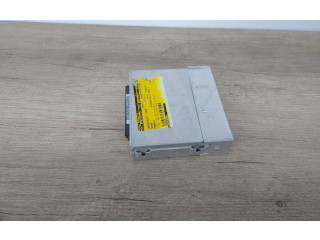 Блок управления двигателя 173238202 Mazda 626