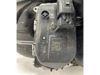 Радиатор охлаждающей жидкости     Audi A4 S4 B5 8D 