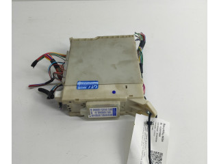 Блок предохранителей 8267253060 Lexus IS 220D-250-350