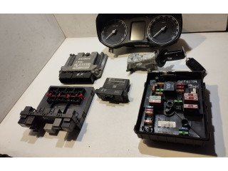 Комплект блоков управления 3C8937049E, 1K0907530Q Skoda Octavia Mk2 (1Z)