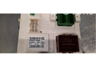 Блок комфорта 32268107AB Volvo XC40