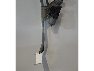 Моторчик дворников 8200619512    Dacia Duster