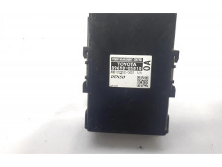 Řídící jednotka 8969005010 Toyota Avensis T220 2011