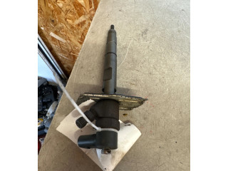 Vstřikovač 0445110158   Audi A8 S8 D3 4E     