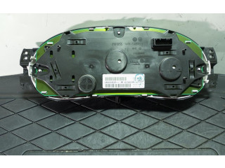 Přístrojová deska Renault Sandero I 2131255