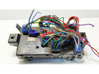 Блок предохранителей    Daihatsu Sirion    