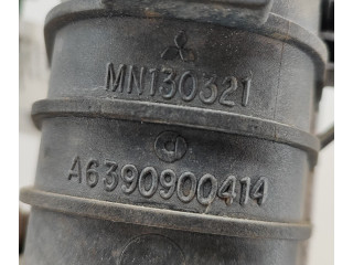 Интеркулер MN130321, A6390900414 Mitsubishi Colt