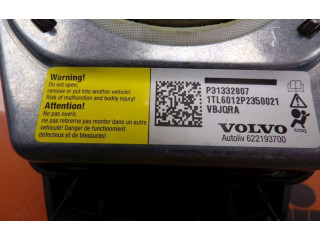 Руль Volvo C30  2007 - 2010 года P31332807, 30721754      