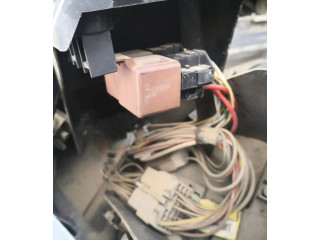 Блок предохранителей    Renault Clio I    