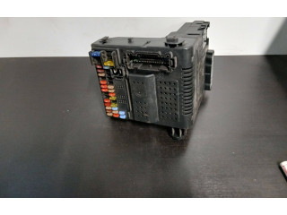 Pojistková skříňka 30728542, 04W522 Volvo S80 2005