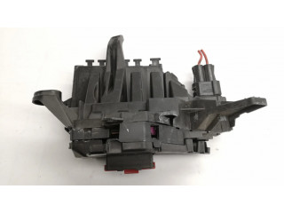 Узел подключения плюсовых проводов