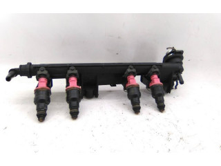 Топливная рампа 7700870914   Renault Clio II  