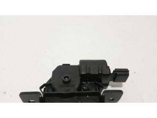 Замок задней крышки