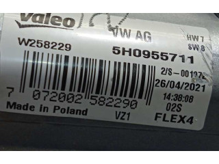 Моторчик заднего дворника 5H0955711    Skoda Octavia Mk4