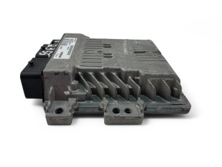 Блок управления двигателем Блок управления 31355792   Volvo V70