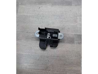 Замок багажника     Volkswagen Golf VII 2013 - 2019 года