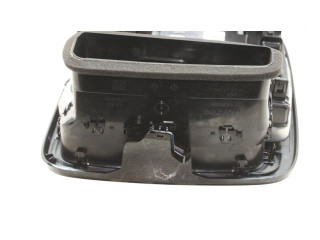 Дисплей 32247465, 31442627 Volvo XC40