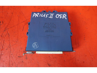 Блок управления коробкой передач 8961847011   Toyota Prius (NHW20)